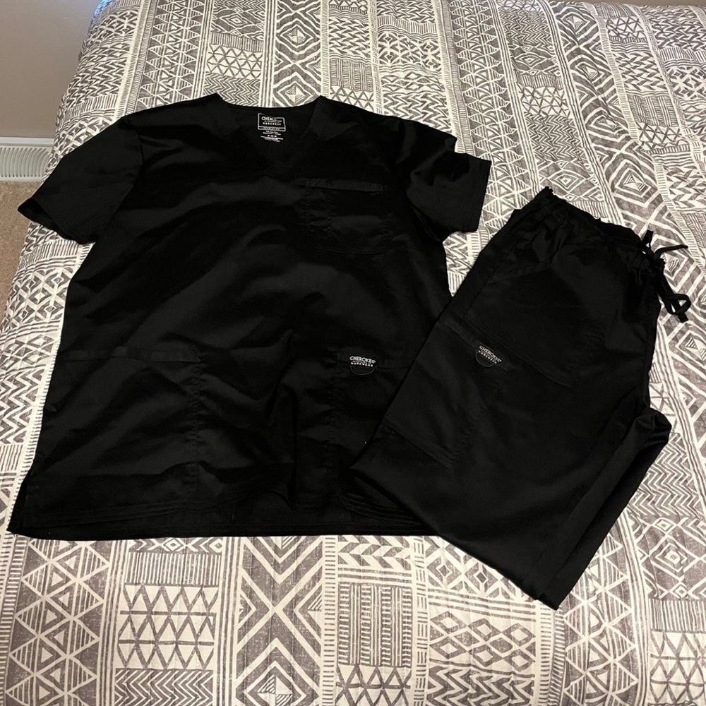 Cherokee Revolution Scrub Set